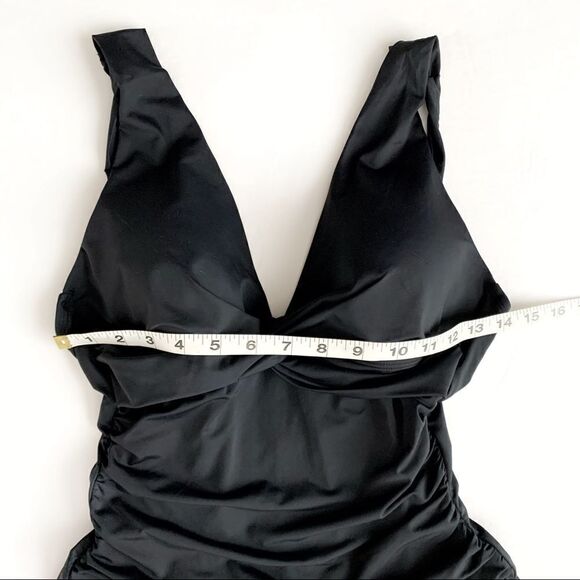 LA BLANCA Island Goddess One Piece Swimsuit! - Picture 3 of 6